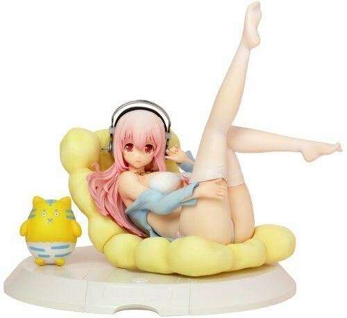 super sonico bikini figure