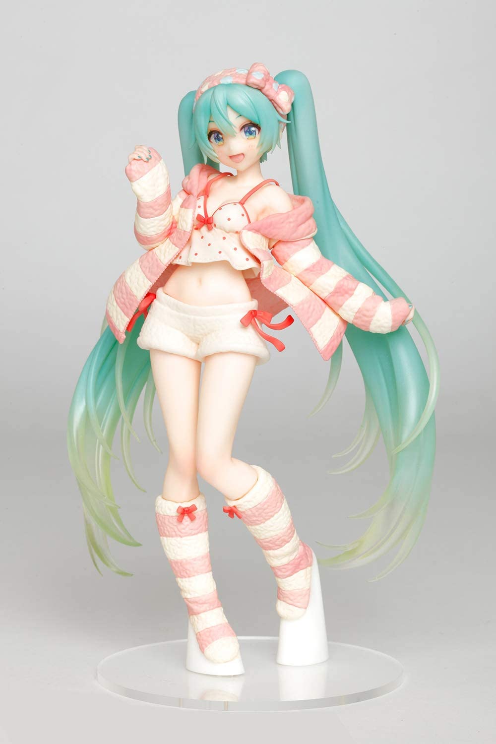 hatsune miku life size statue