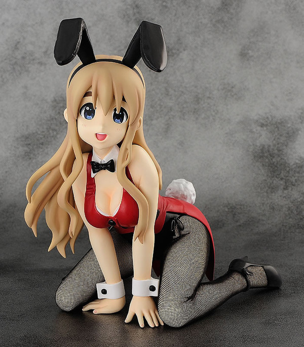 tsumugi kotobuki bunny